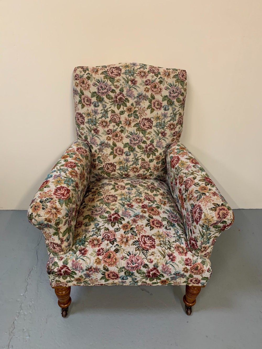 Oak armchair  View IV