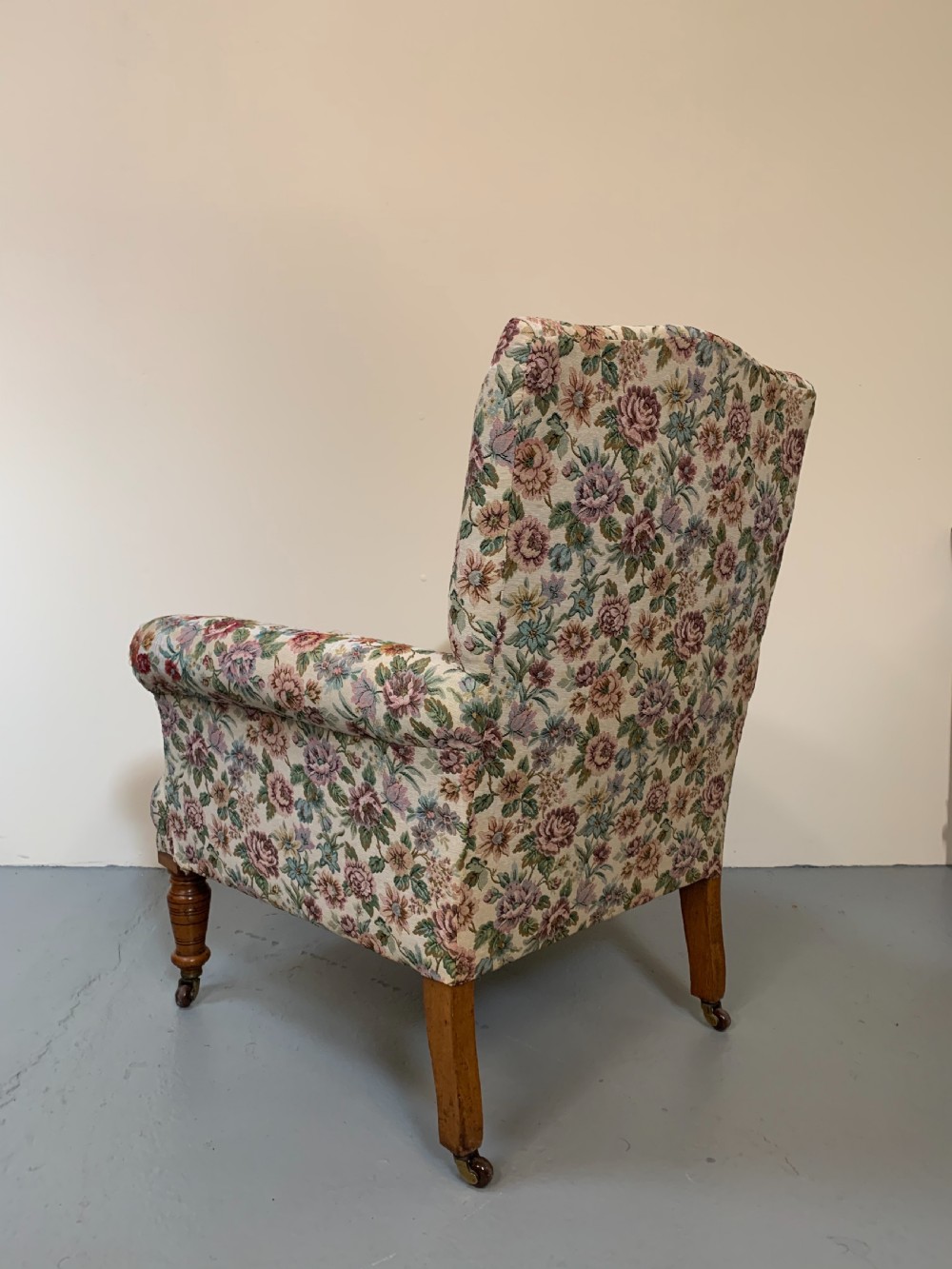 Oak armchair  View V