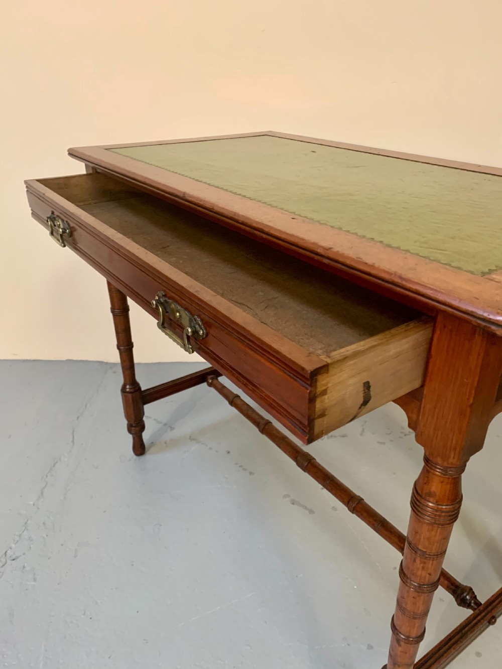 Walnut writing table View VIII
