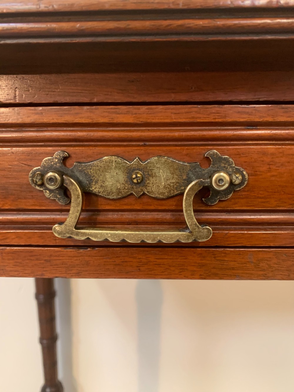 Walnut writing table View X
