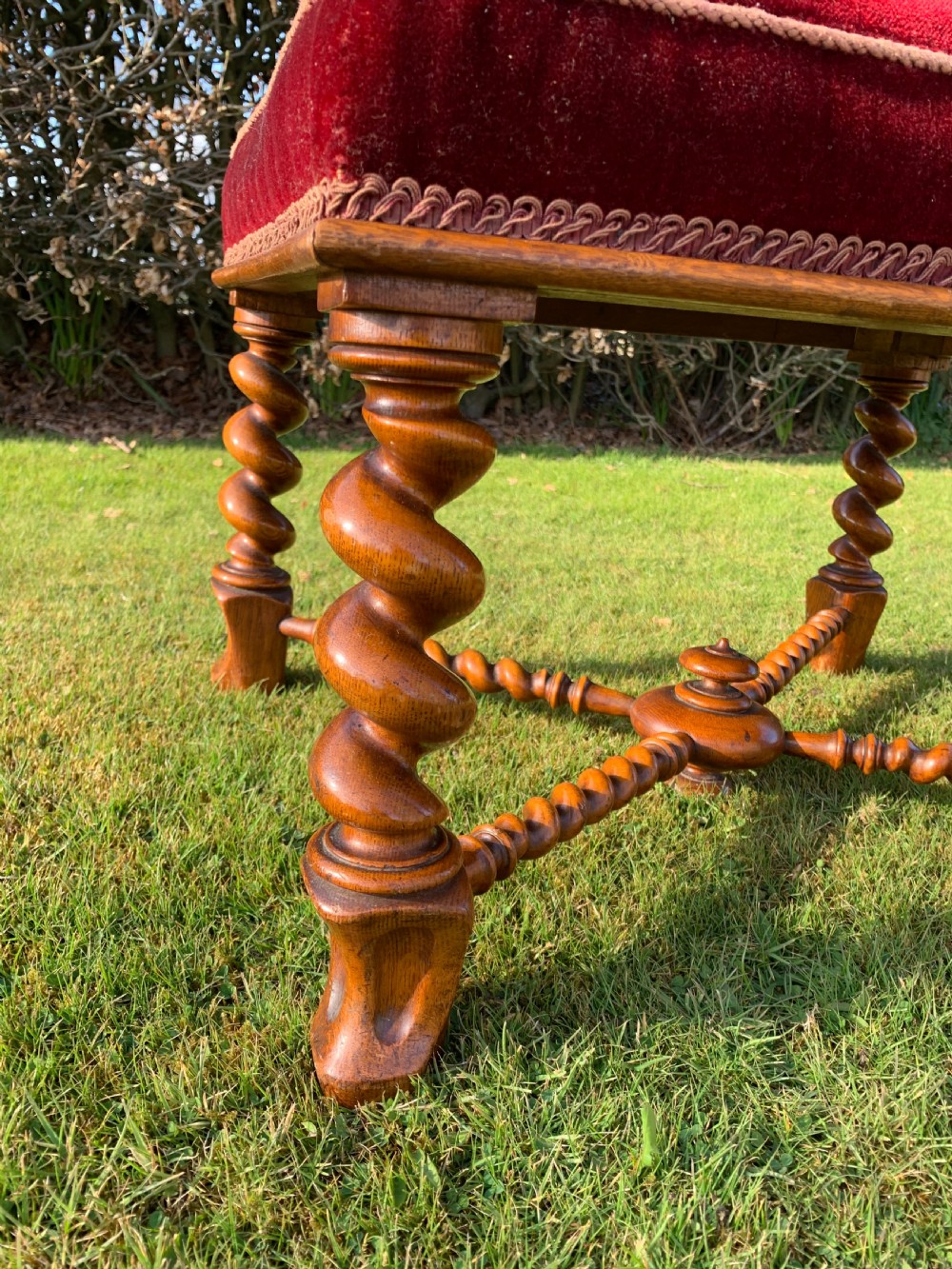 Large Scottish oak stool View IV