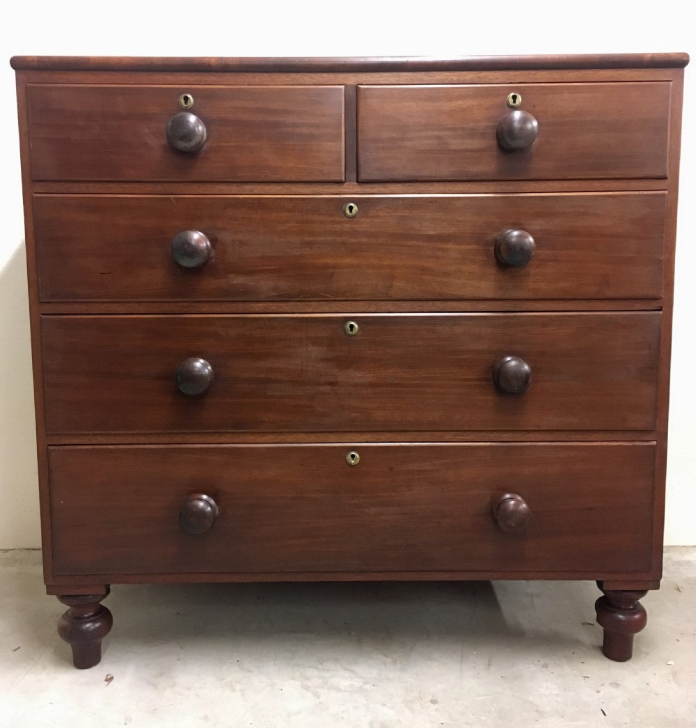 Antique Victorian Mahogany Chest of Drawers
