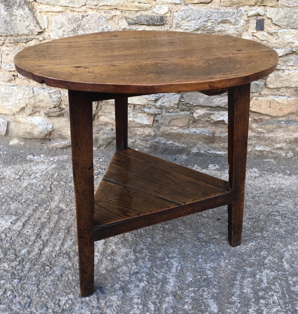 Antique Early 19th Century Pine and Elm Cricket Table View II