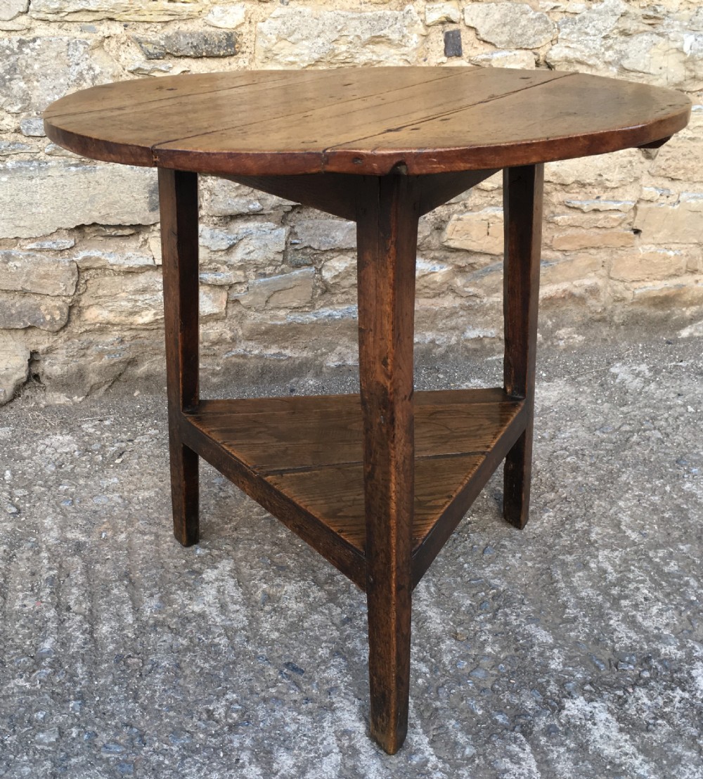 Antique Early 19th Century Pine and Elm Cricket Table View IV