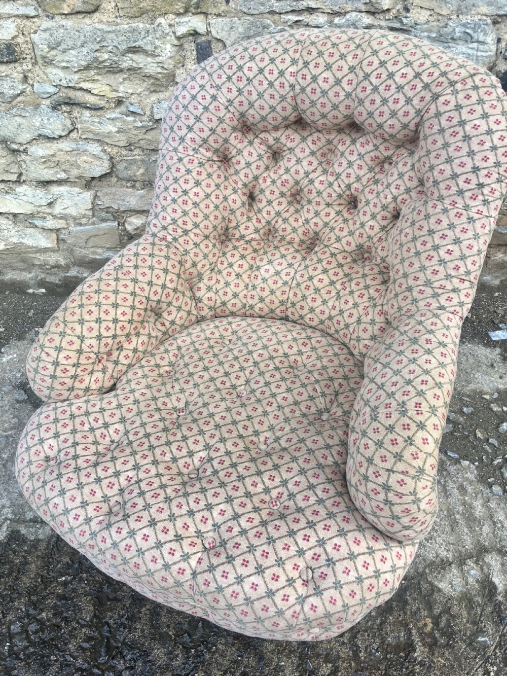 Antique Victorian Buttoned Nursing Tub Chair 