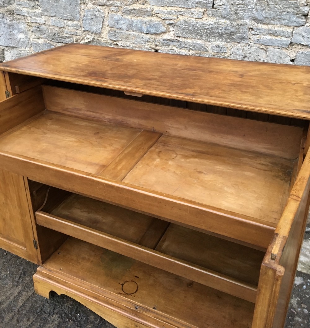 Antique Victorian Pine Linen Cupboard  View IX