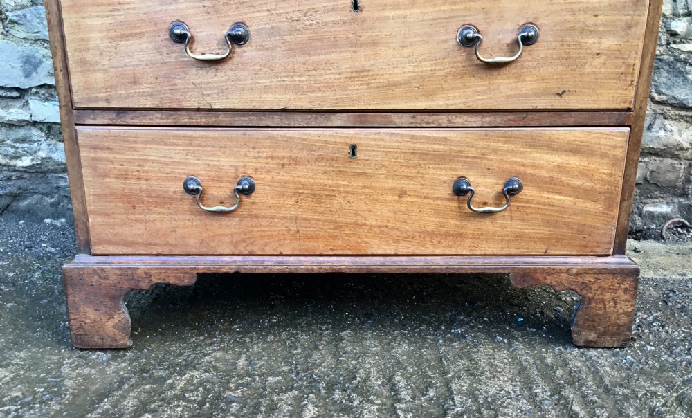 Georgian Mahogany Chest of Drawers View IX