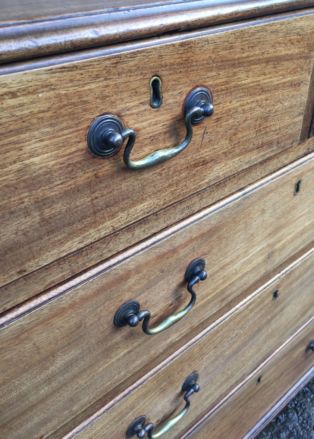 Georgian Mahogany Chest of Drawers View X