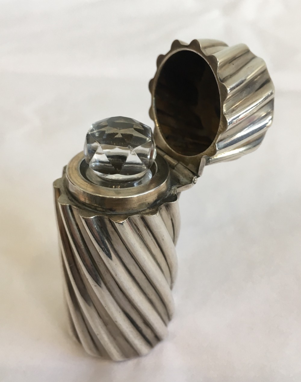Antique Victorian Sampson & Mordan Silver Scent Bottle 1887