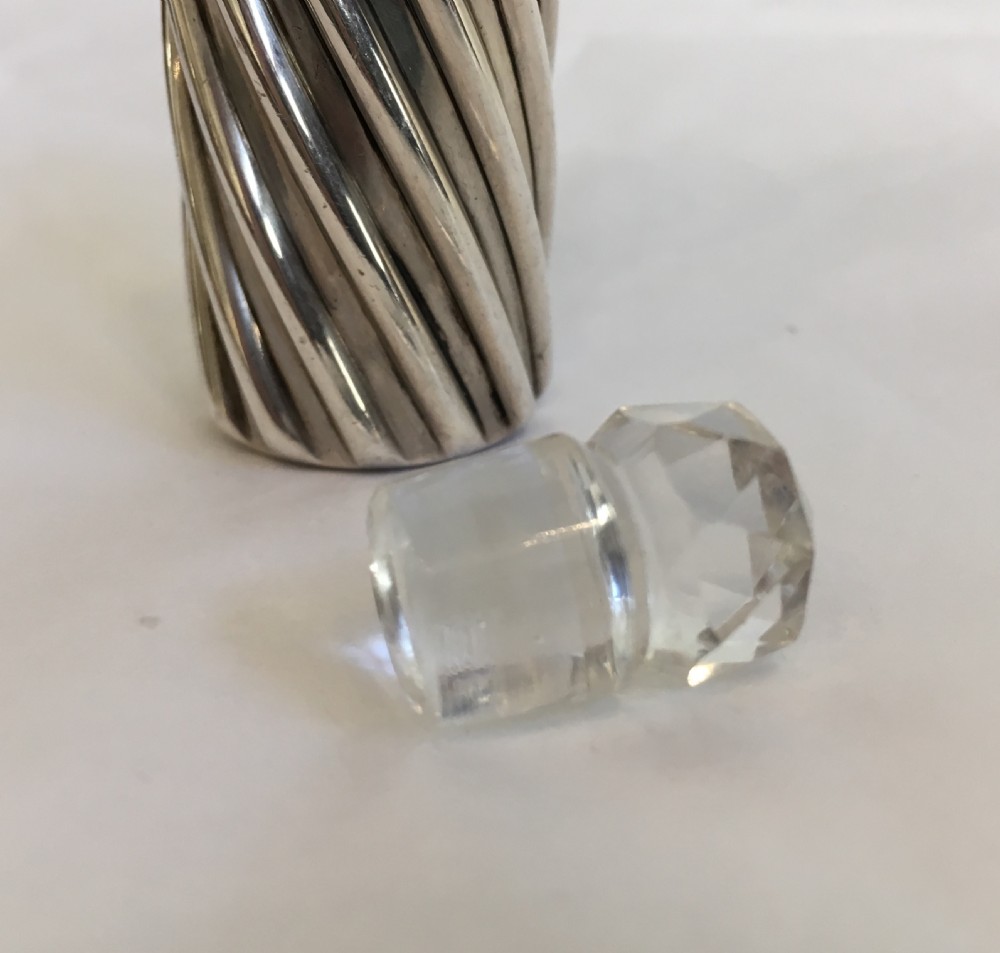 Antique Victorian Sampson & Mordan Silver Scent Bottle 1887 View VIII