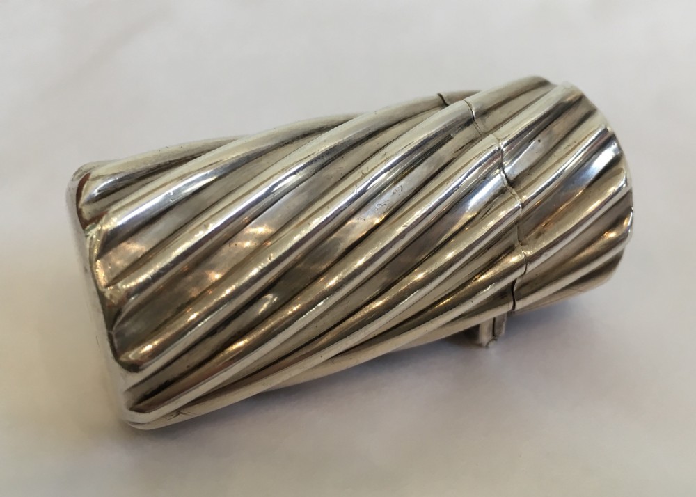 Antique Victorian Sampson & Mordan Silver Scent Bottle 1887 View XI