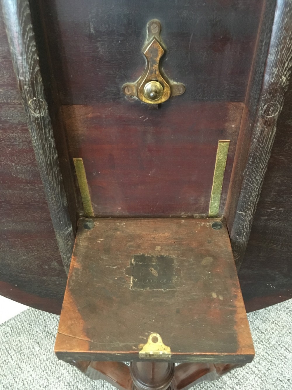 Antique Georgian George III Mahogany Tilt Top Occasional Table View XII