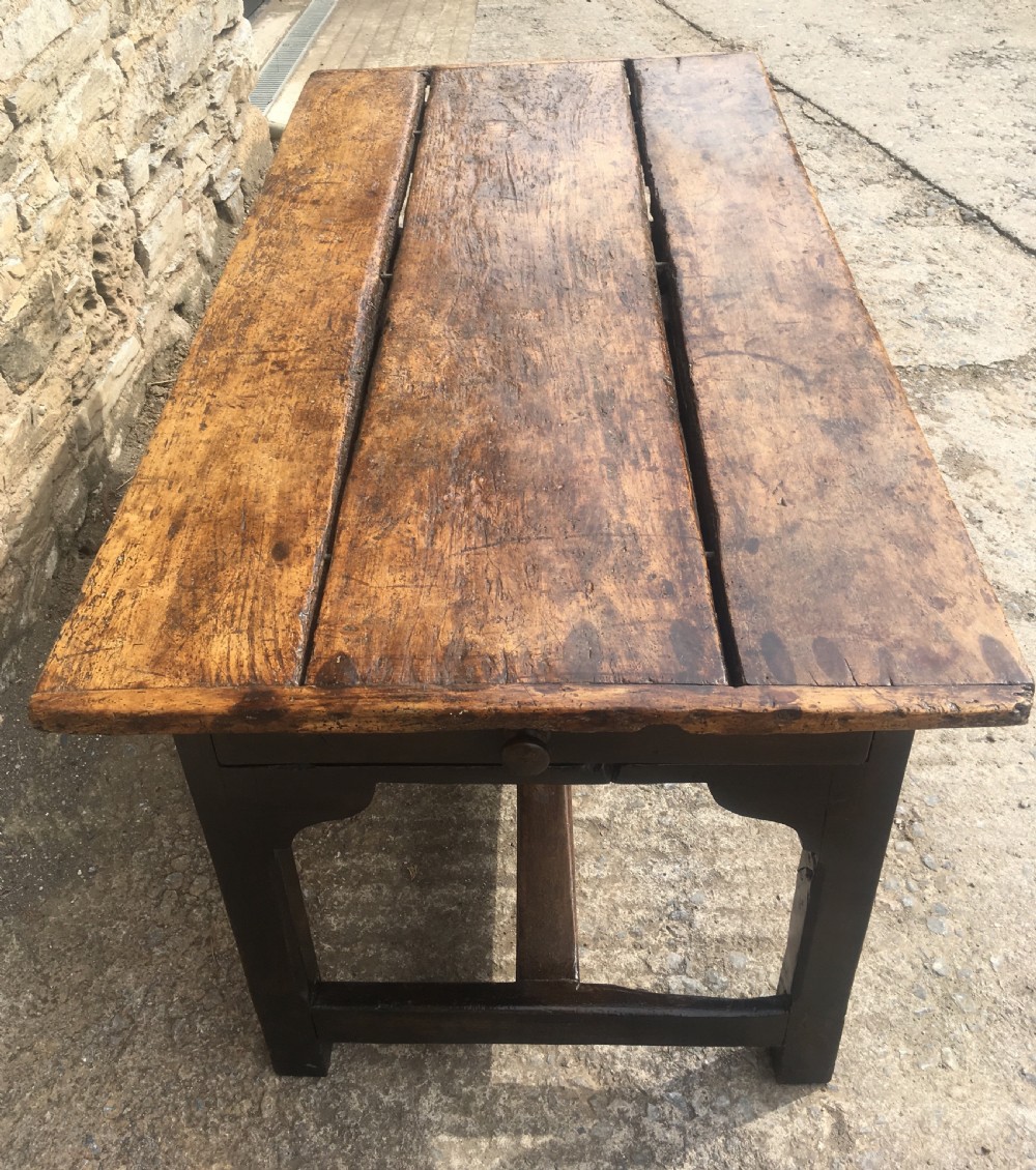 Antique 18th Century Welsh Farmhouse Dining Table  View III