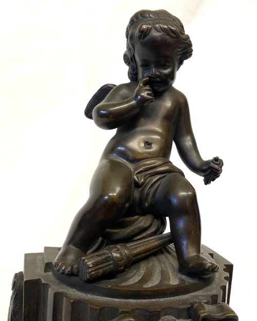 ANTIQUE FRENCH BRONZE CASED MANTEL CLOCK WITH CHERUB BY BELLENOT PARIS - ADDITIONAL PHOTO 6