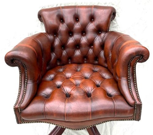 fig 3. Vintage Brown Leather Chesterfield Directors Captain Office Chair Swivel Chair