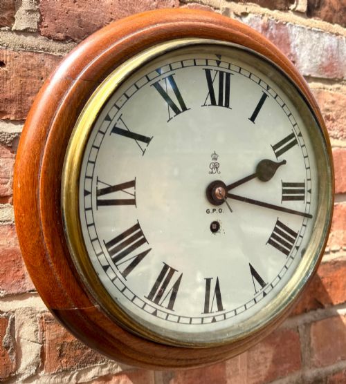 ANTIQUE SINGLE CHAIN FUSEE GVR GPO BRITISH WALL CLOCK WITH STAMPED NUMBERED CASE