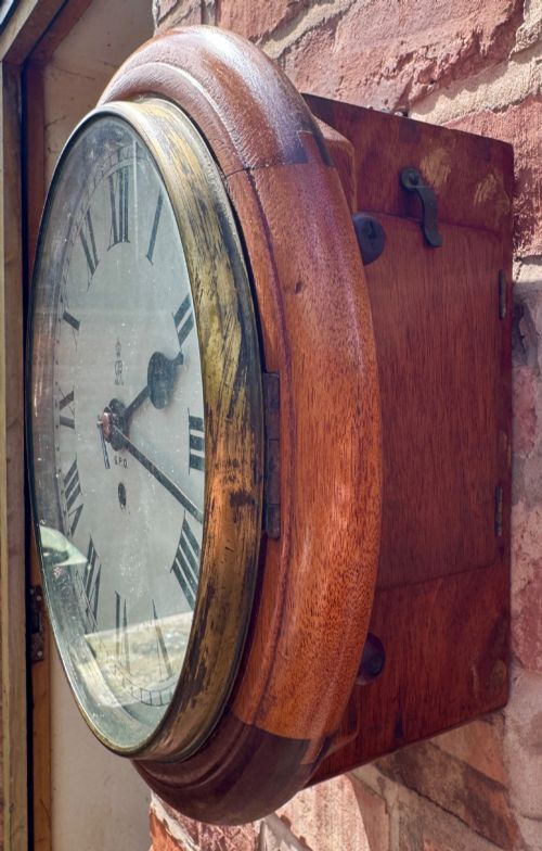 ANTIQUE SINGLE CHAIN FUSEE GVR GPO BRITISH WALL CLOCK WITH STAMPED NUMBERED CASE - ADDITIONAL PHOTO 7