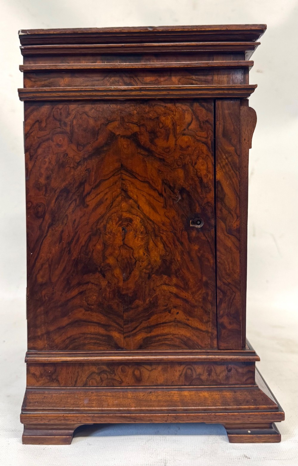 Antique Burr Walnut Lenzkirch Ting Tang Bracket Clock In Full Working Order View VI