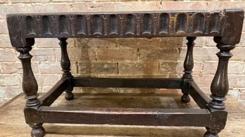 17TH CENTURY OAK STOOL - ADDITIONAL PHOTO 2
