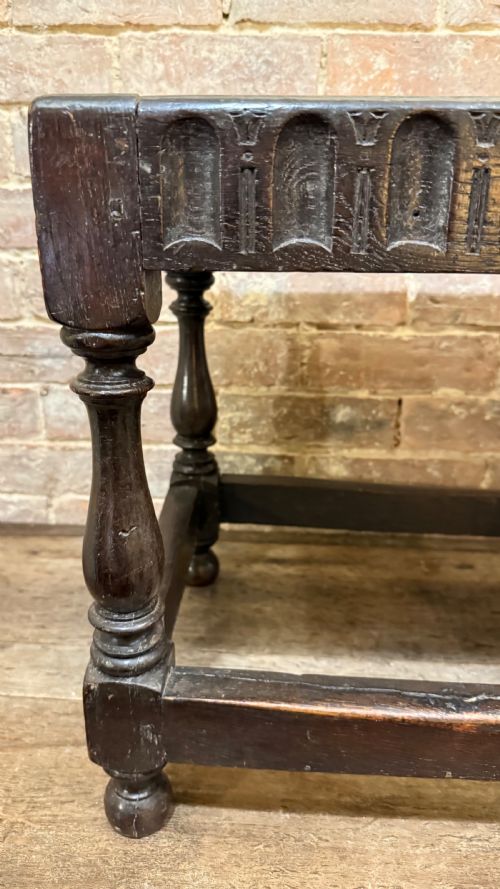 17TH CENTURY OAK STOOL - ADDITIONAL PHOTO 4