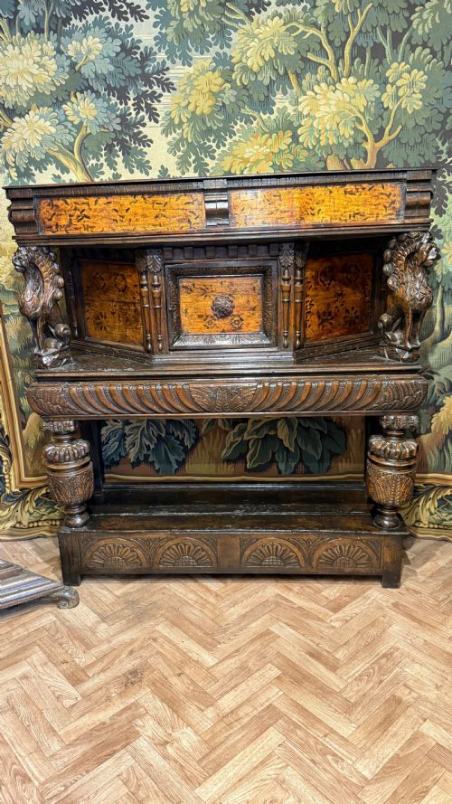 17TH CENTURY ELIZABETH 1JAMES1 OAK STANDING LIVERY CUPBOARD - ADDITIONAL PHOTO 2