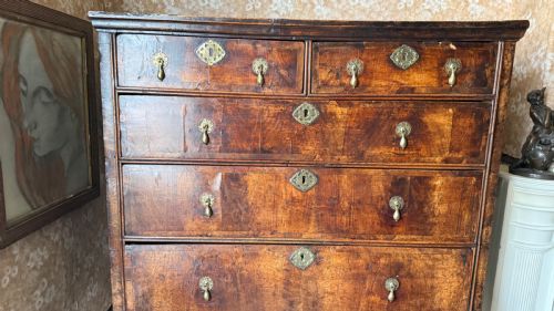 17TH CENTURY WALNUT CHEST ON STAND - ADDITIONAL PHOTO 3