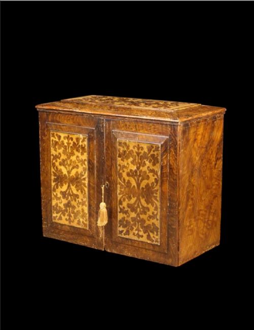 19TH CENTURY COLLECTORS CABINET