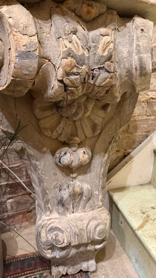 18TH CENTURY ARCHITECTURE LARGE WALL BRACKET - ADDITIONAL PHOTO 5