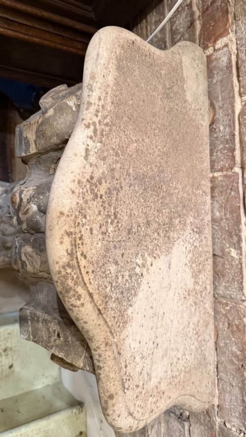 18TH CENTURY ARCHITECTURE LARGE WALL BRACKET - ADDITIONAL PHOTO 7