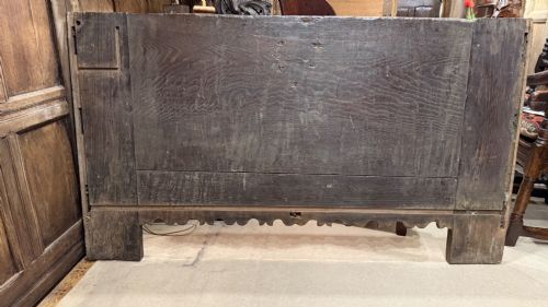16TH CENTURY OAK COFFER FRONT - ADDITIONAL PHOTO 12