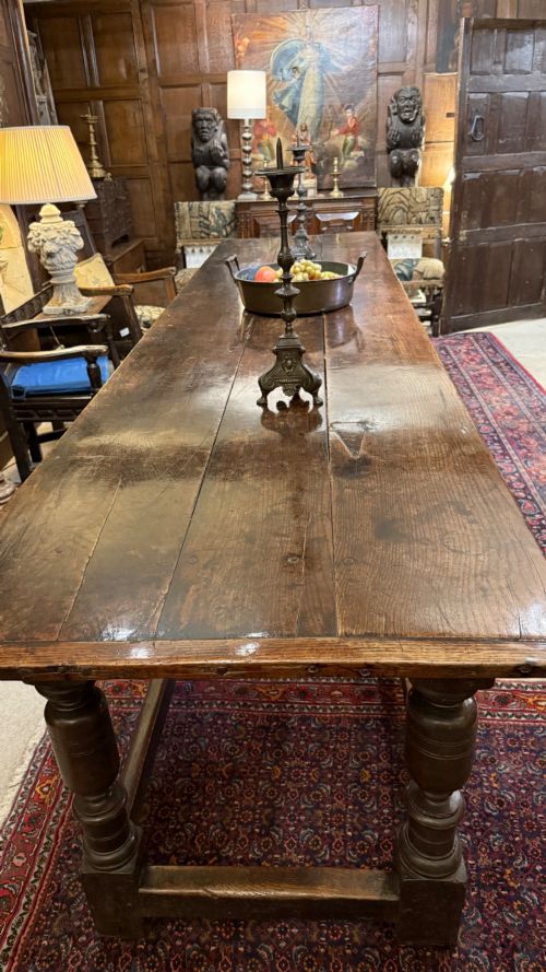 17TH CENTURY OAK SIX LEG REFECTORY TABLE - ADDITIONAL PHOTO 5