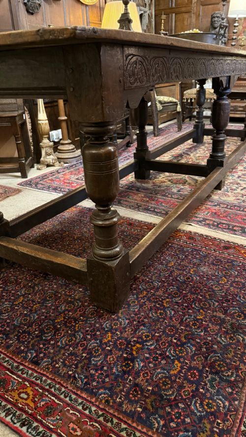 17TH CENTURY OAK SIX LEG REFECTORY TABLE - ADDITIONAL PHOTO 6