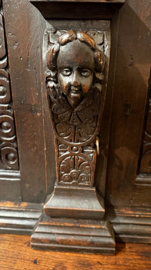 18TH CENTURY OAK CARVED HANGING CUPBOARD - ADDITIONAL PHOTO 12