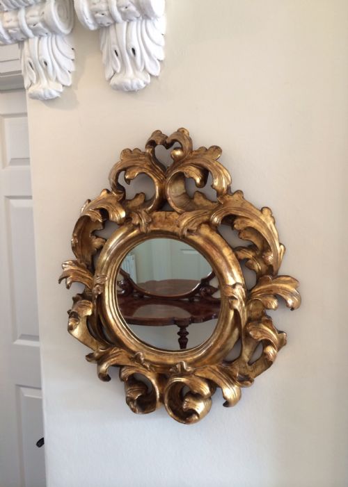 19th Century Italian Carved Giltwood Mirror