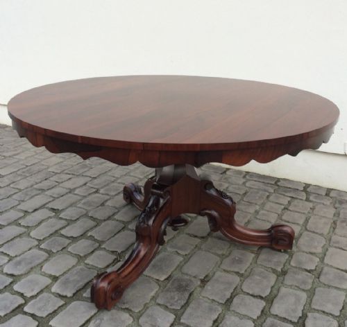 Fabulous Victorian Dining Table in Rosewood Centre Table Breakfast Table