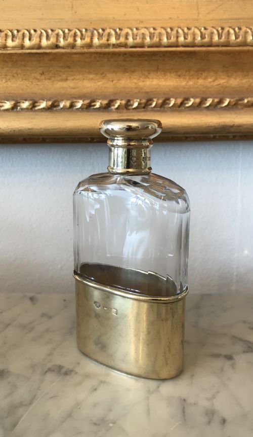 George V Silver Gilt Hip Flask by the Goldsmiths and Silversmiths Company, Hallmarked London 1915