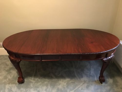 Good Edwardian Chippendale Style Wind Out Dining Table