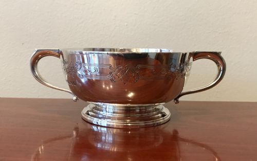 Silver Bowl by Z Barraclough & Sons, Hallmarked Chester 1931, 310 Grams