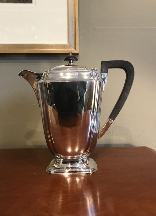 Silver Coffee Pot, 560 Grams