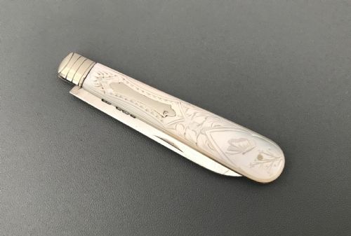 George V Silver & Mother of Pearl Fruit Knife