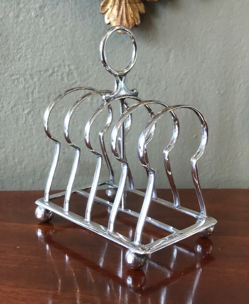 George V Silver ‘Key Hole’ Toast Rack