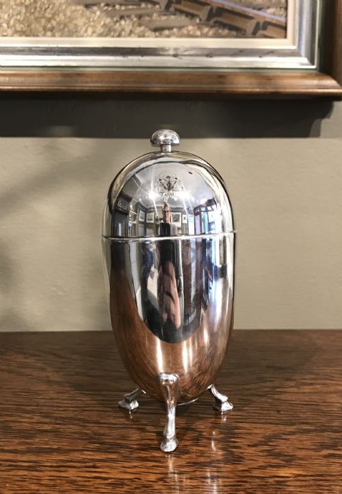 Stylish 1930s Silver Plated Sugar Caster