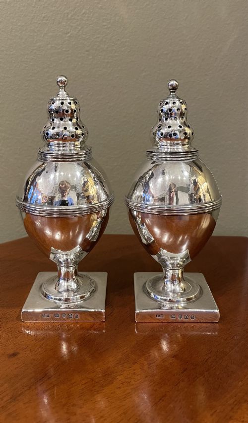 Pair of George III Silver Peppers, 1811 by John Merry