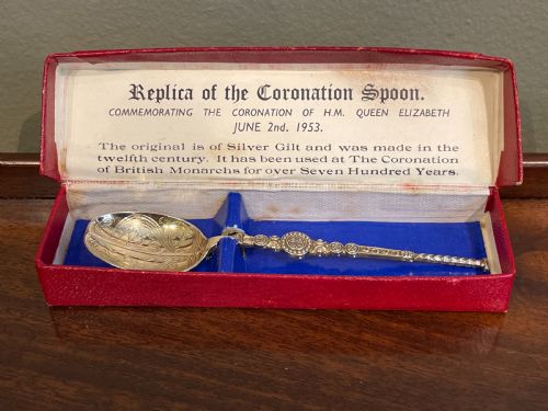 Qeii Solid Silver Gilt Coronation Spoon