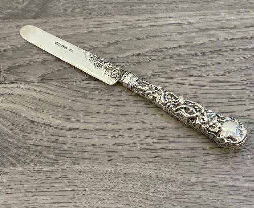 Exquisite Victorian Solid Silver Knife