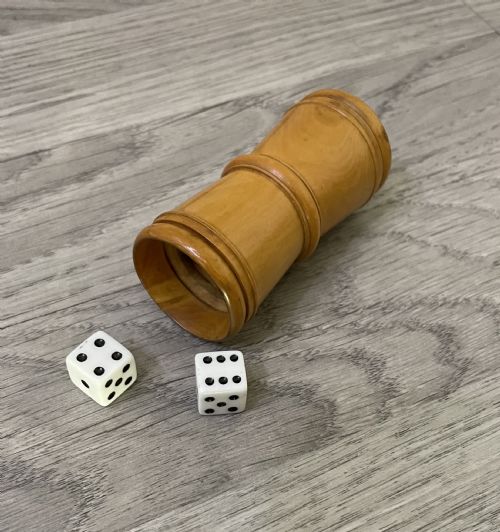 Boxwood Dice Shaker