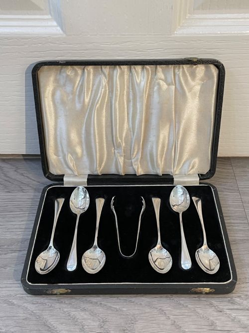 George V Solid Silver Teaspoons & Tongs