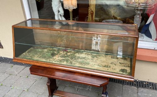 J S Fry Chocolate Counter Top Display Cabinet