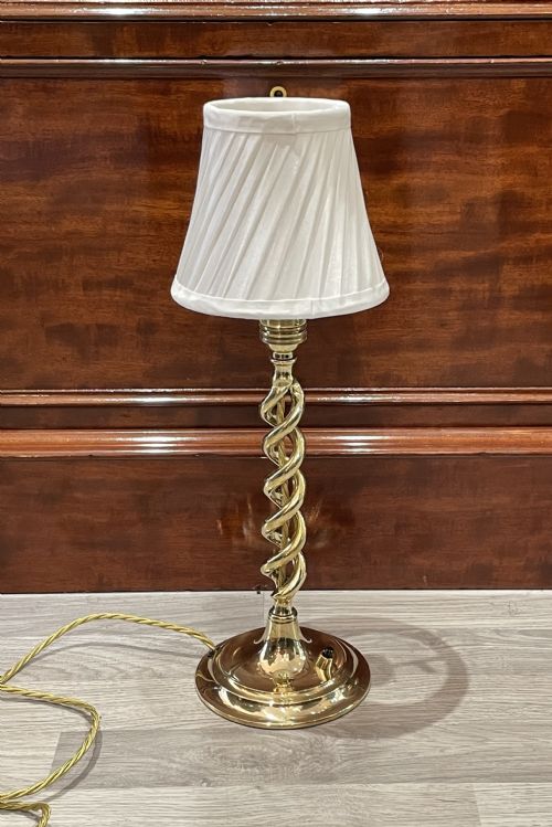 Pretty Early 20th Century Brass Table Lamp