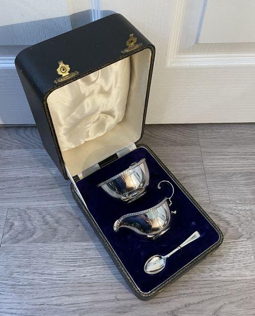 George V Solid Silver Presentation Sugar & Cream Set